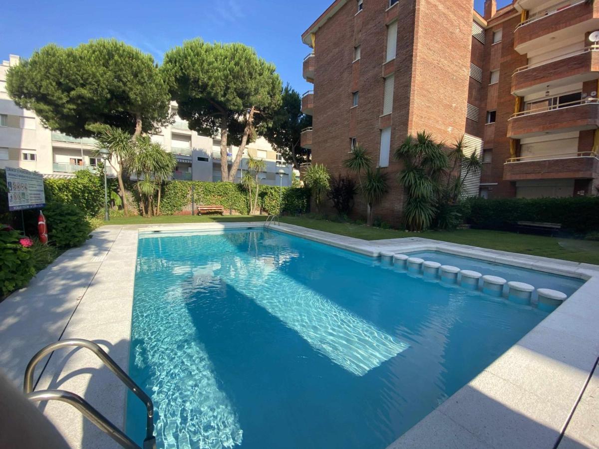 Las Antillas Con Piscina A Pie De Playa 4 Pax Lloret de Mar Exterior foto